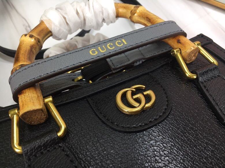 Gucci Shopping Bags